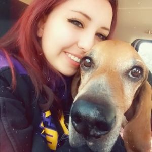 Meet your Posher, Cassandra